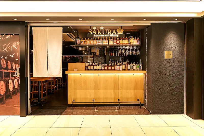 Japanese Malt Whisky SAKURA グランスタ東京店の写真