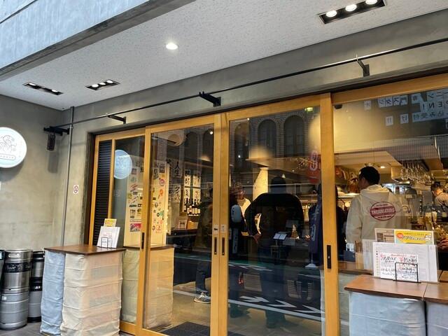 クラフトビールとお料理 oasisの写真