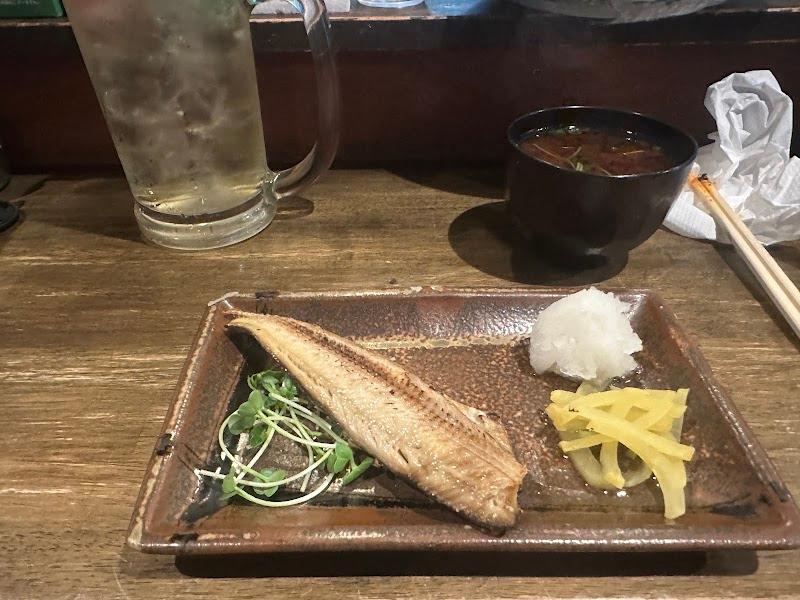 調布大衆食堂Wパンチの外観・店内写真
