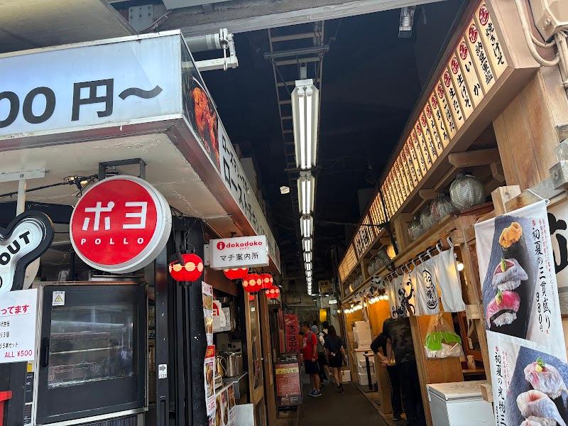 アヒルビアホールの写真